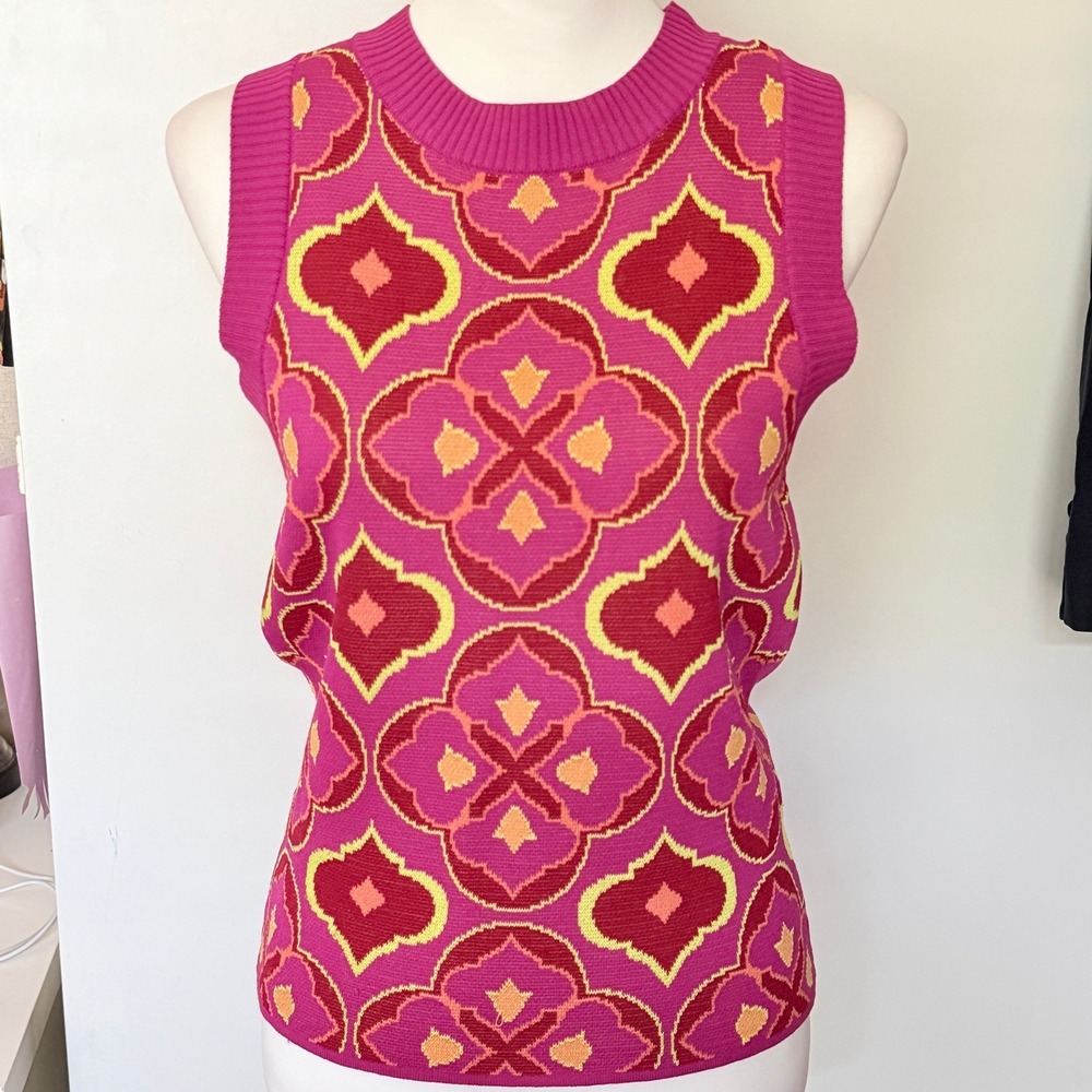 Never Fully Dressed Sweater Vest Women US 6 Pink Geometric Retro Academia  Prep